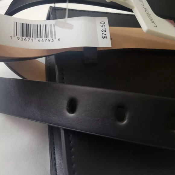 Calvin Klein Emblem CK Logo Women's Casual Fashion Removable Black Belt Bag NWT - Picture 7 of 13